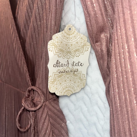 Elegant Mauve Wrap Dress - Picture 3 of 4